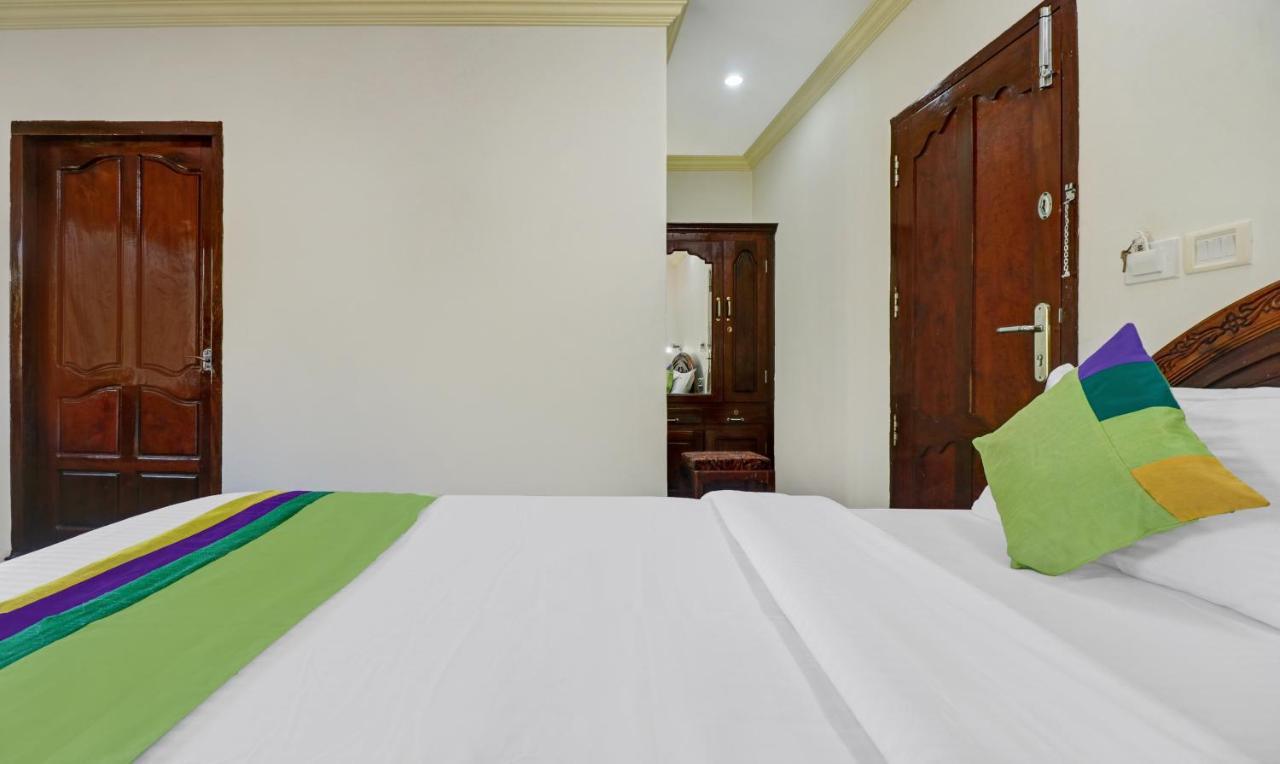 Itsy Hotels The Waters Edge Beach Resort Kovalam Kültér fotó